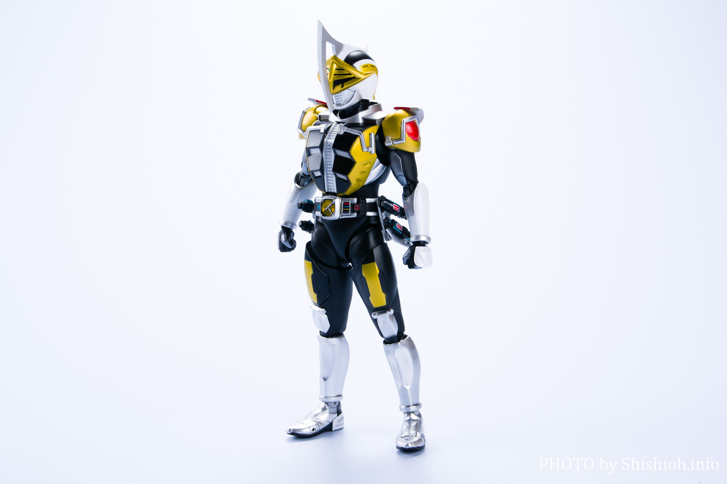 レビュー】S.H.Figuarts（真骨彫製法） 仮面ライダー電王 アックスフォーム