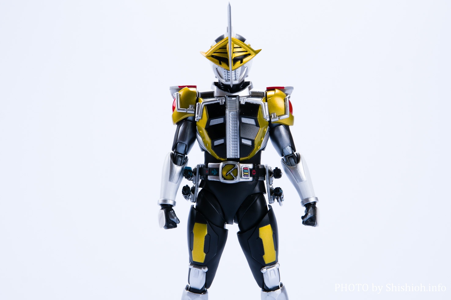 レビュー】S.H.Figuarts（真骨彫製法） 仮面ライダー電王 アックスフォーム