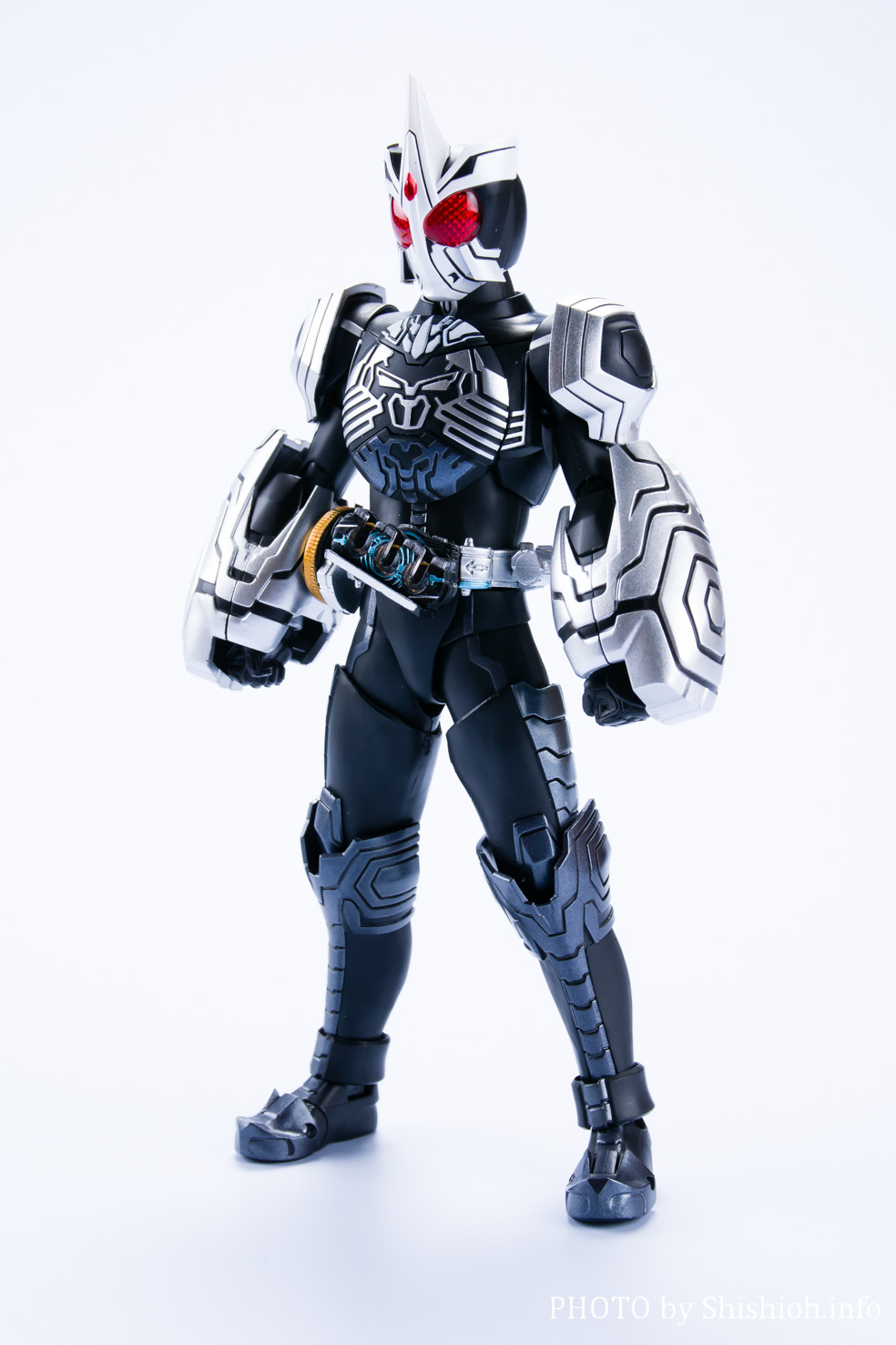 レビュー】S.H.Figuarts（真骨彫製法） 仮面ライダーオーズ サゴーゾ 