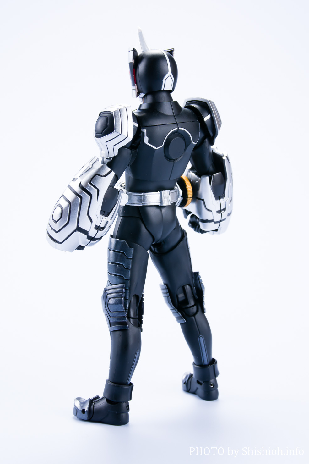 S.H.Figuarts（真骨彫製法） 仮面ライダーオーズ サゴーゾ コンボ