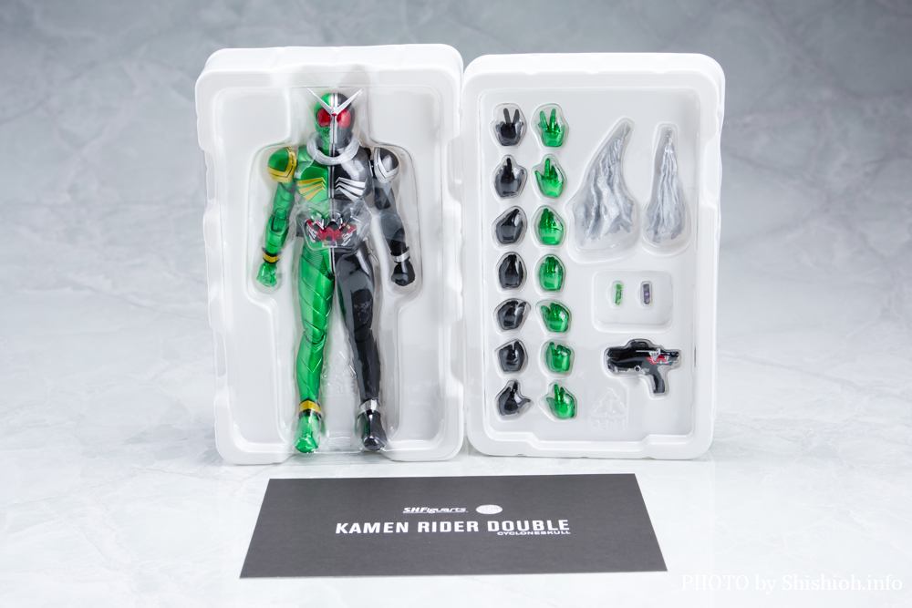 S.H.Figuartsi^@j ʃC_[W TCNXJ