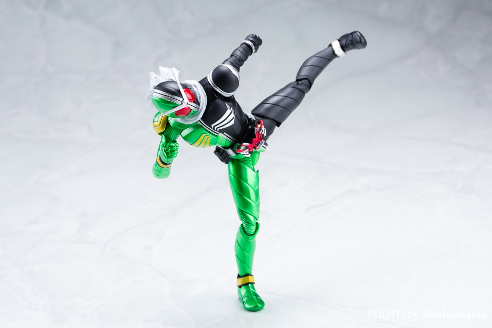 S.H.Figuartsi^@j ʃC_[W TCNXJ