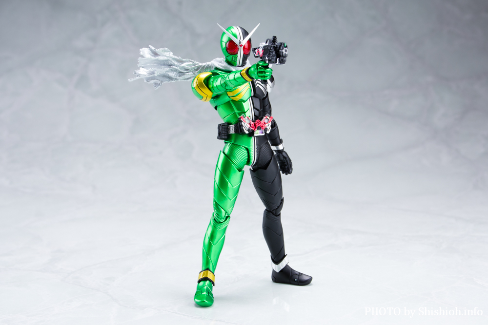S.H.Figuartsi^@j ʃC_[W TCNXJ