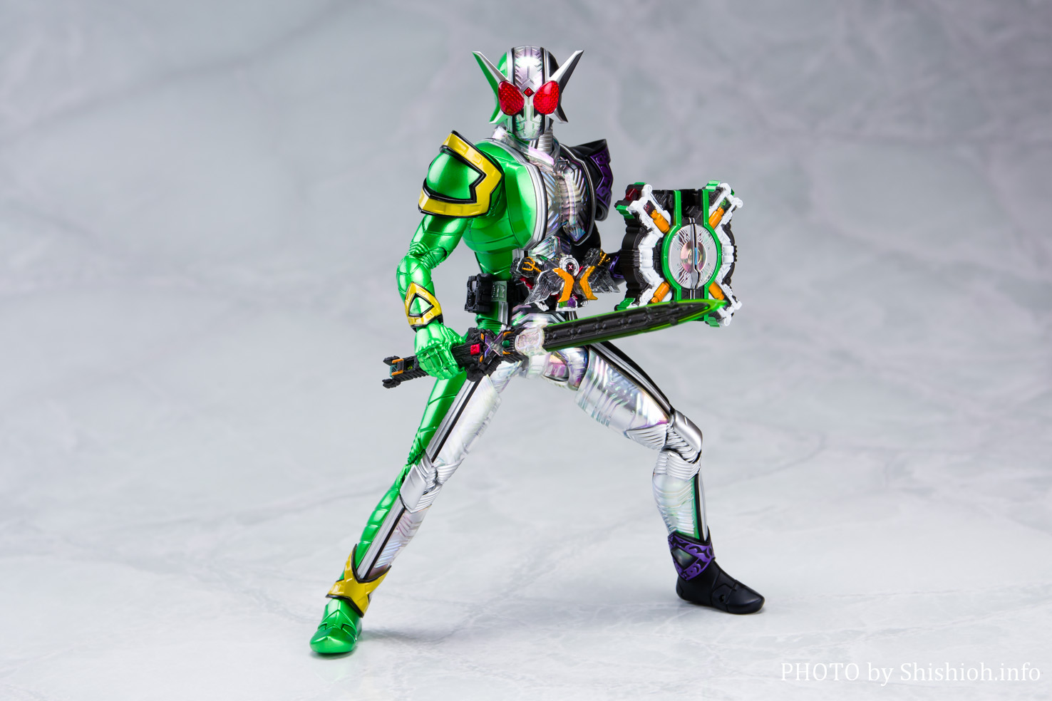 s.h.フィギュアーツ 仮面ライダーWサイクロンジョーカーエクストリーム-