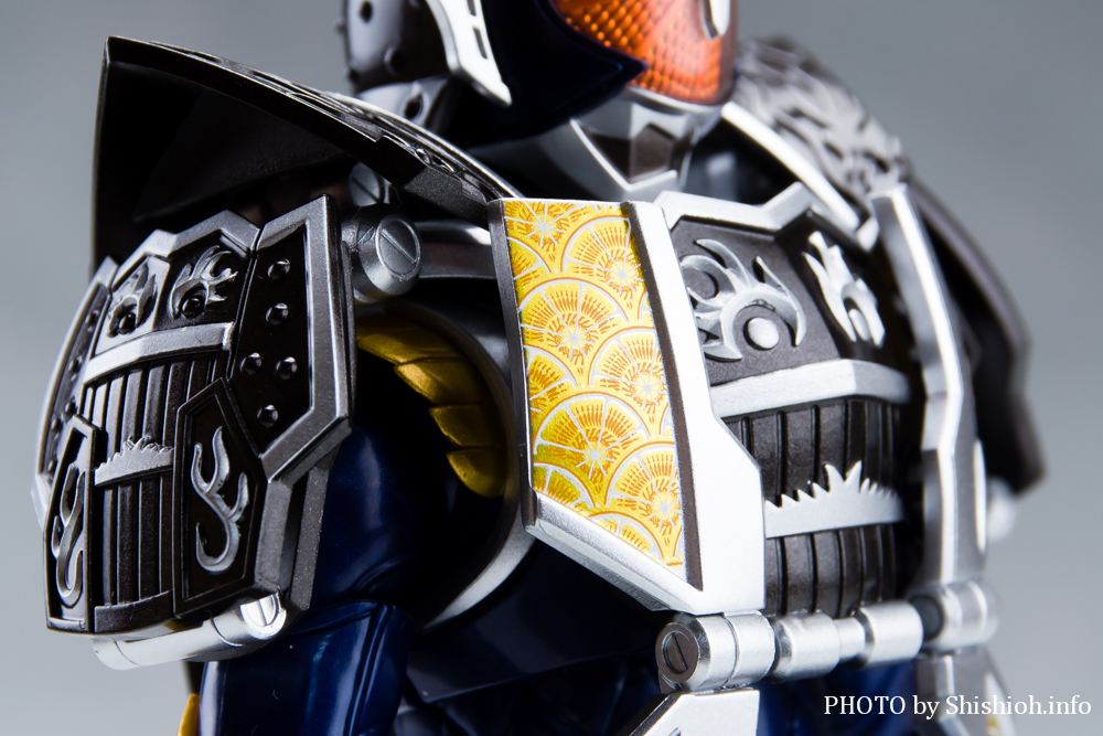 S.H.Figuarts(真骨彫製法) 仮面ライダー鎧武 ジンバーレモンアームズ