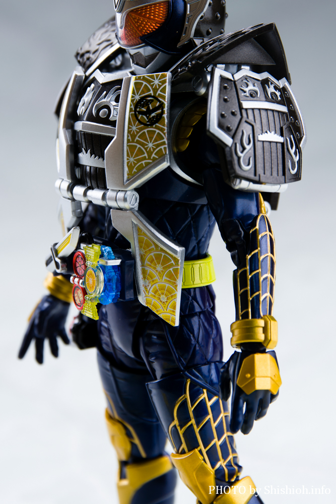 S.H.Figuarts(真骨彫製法) 仮面ライダー鎧武 ジンバーレモンアームズ