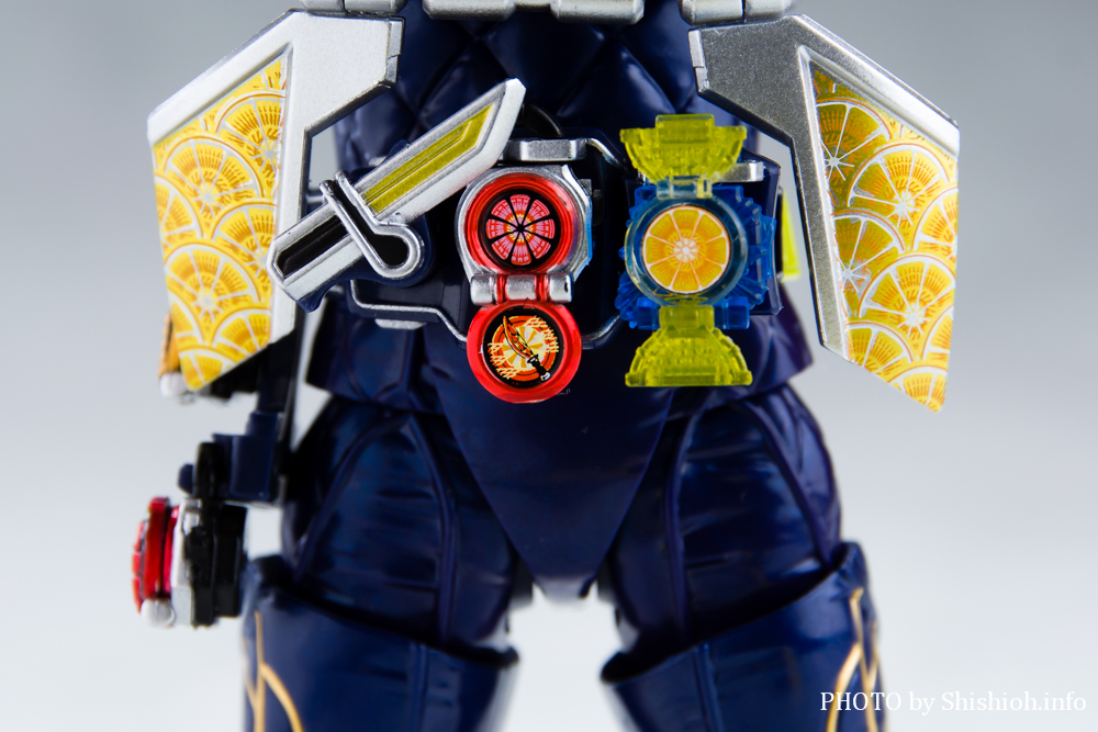 S.H.Figuarts(真骨彫製法) 仮面ライダー鎧武 ジンバーレモンアームズ