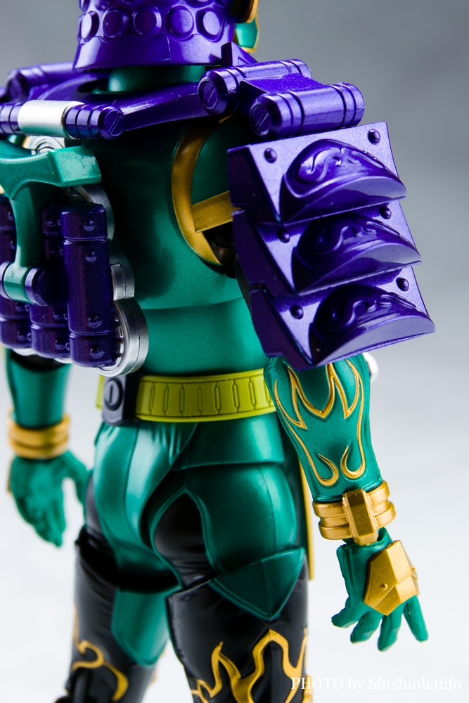 S.H.Figuartsi^@j ʃC_[ uhEA[Y