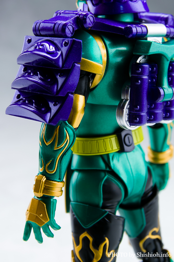 S.H.Figuartsi^@j ʃC_[ uhEA[Y