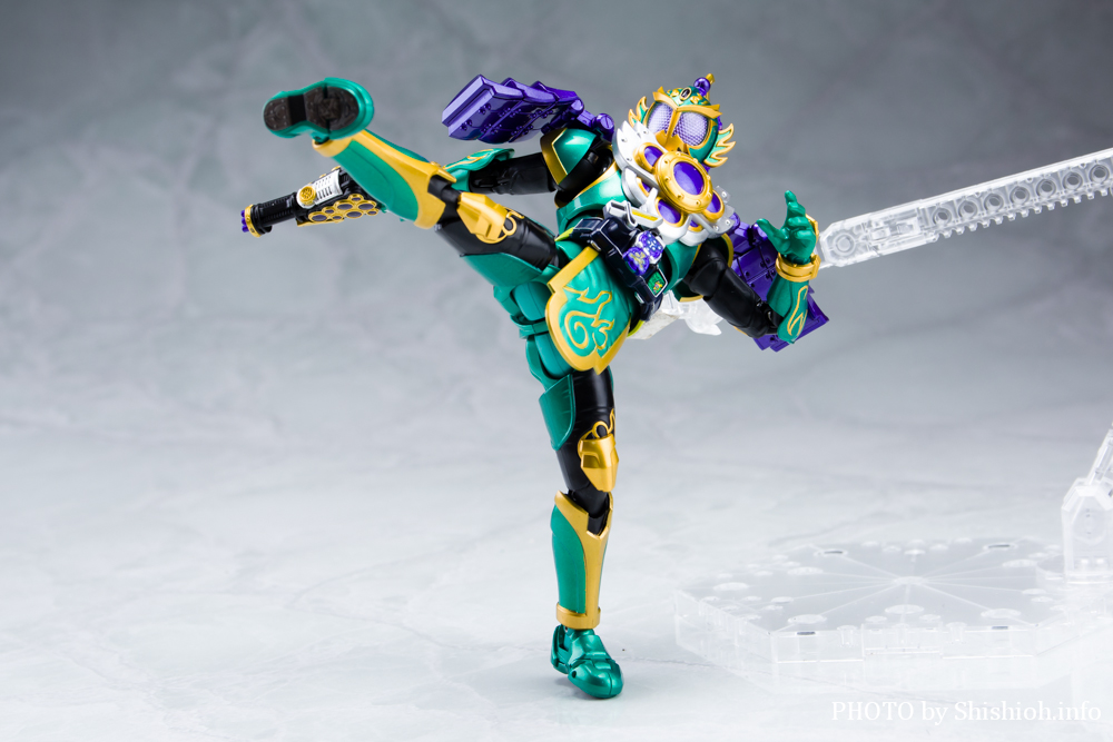 S.H.Figuartsi^@j ʃC_[ uhEA[Y
