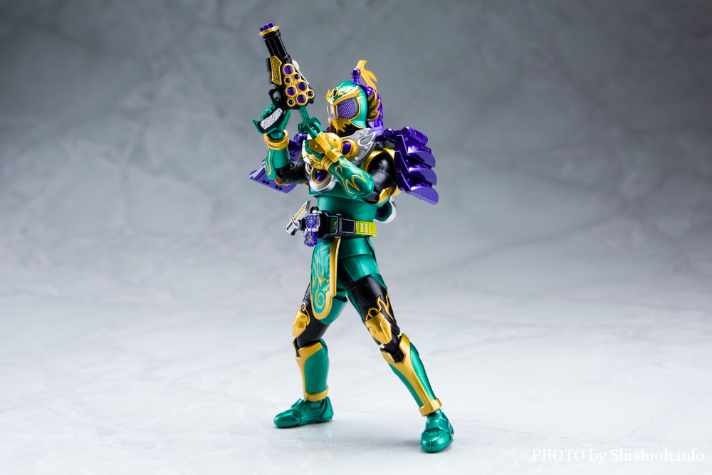 S.H.Figuartsi^@j ʃC_[ uhEA[Y