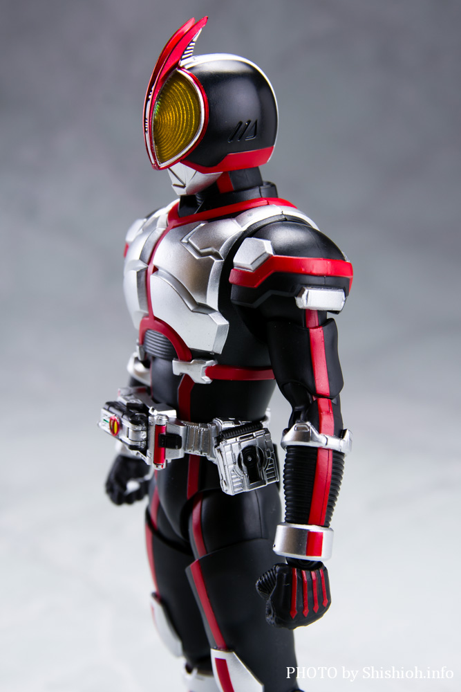 【大得価セール】S.H.フィギュアーツ仮面ライダーファイズサイガオーガホースオルフェノクセイバーゼロワン50thドライバー555 仮面ライダー555（ファイズ）