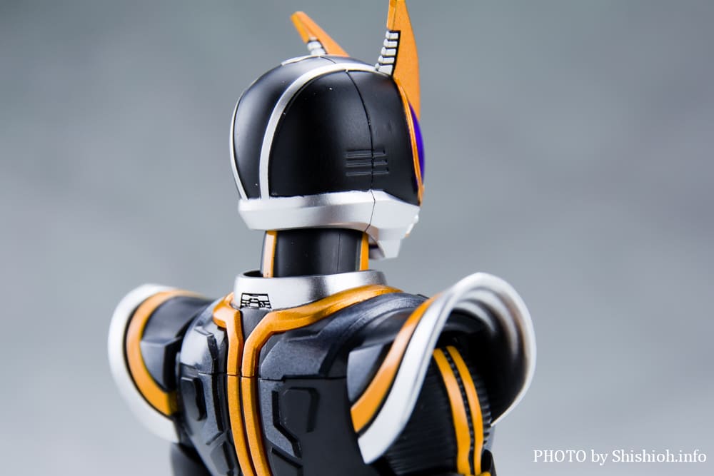 S.H.Figuarts�i�^�������@�j ���ʃ��C�_�[�J�C�U