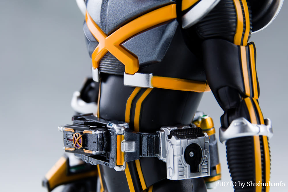 S.H.Figuarts�i�^�������@�j ���ʃ��C�_�[�J�C�U