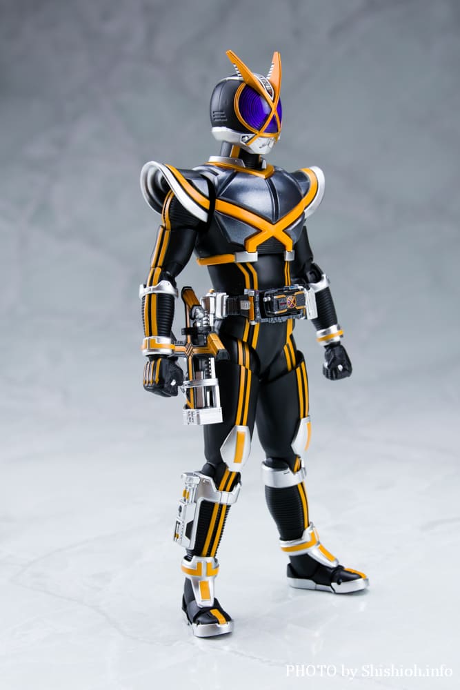 S.H.Figuarts�i�^�������@�j ���ʃ��C�_�[�J�C�U