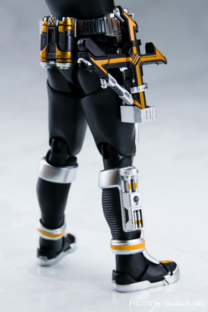 S.H.Figuarts�i�^�������@�j ���ʃ��C�_�[�J�C�U
