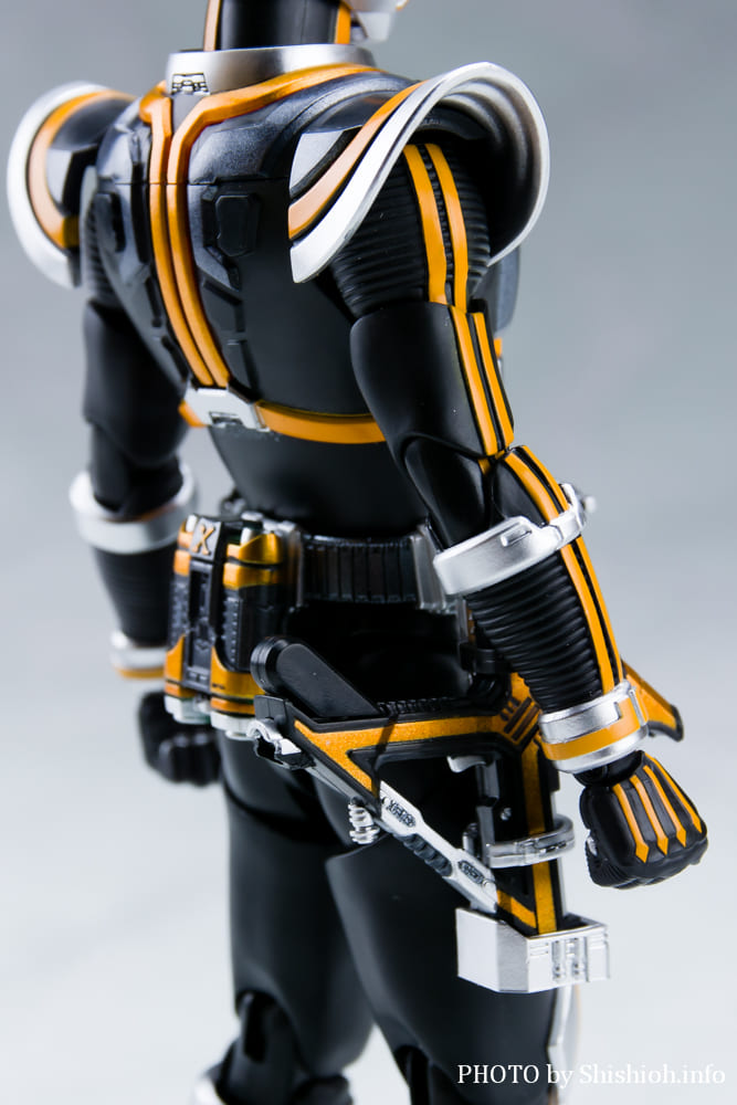 S.H.Figuarts�i�^�������@�j ���ʃ��C�_�[�J�C�U