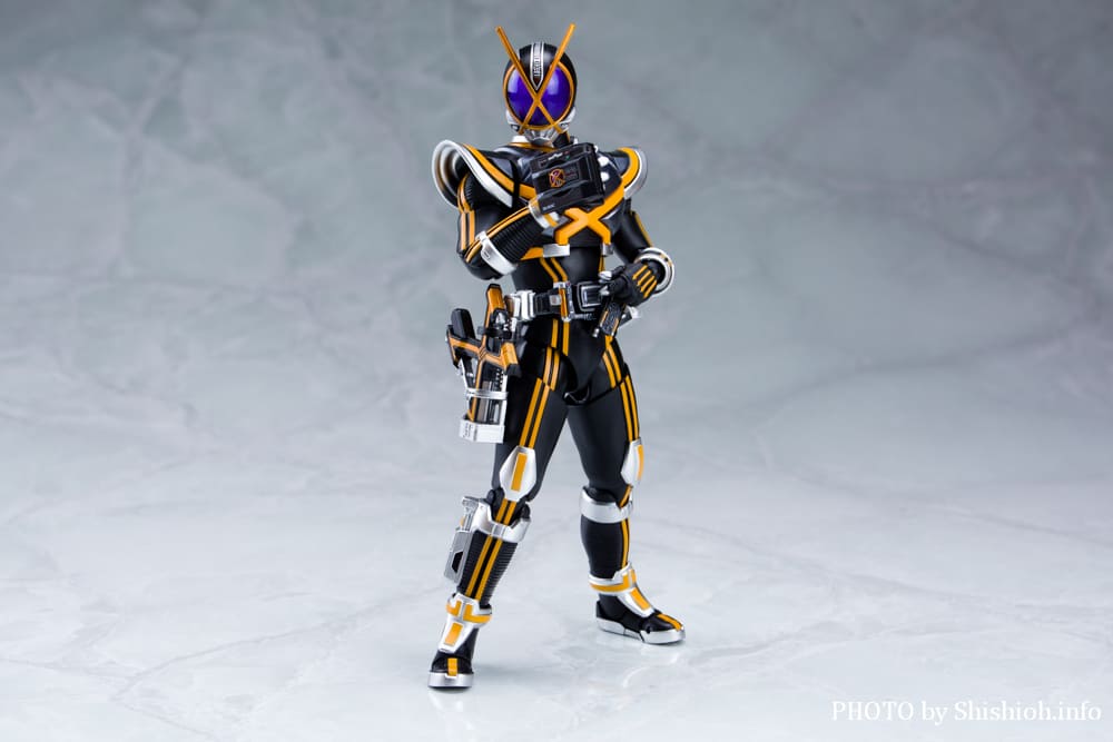 S.H.Figuarts�i�^�������@�j ���ʃ��C�_�[�J�C�U