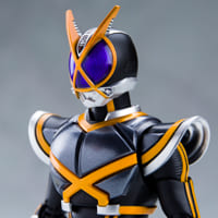 �y�O�ꃌ�r���[�zS.H.Figuarts�i�^�������@�j ���ʃ��C�_�[�J�C�U