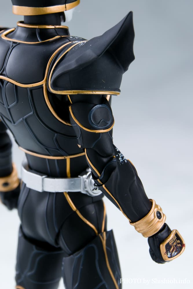 S.H.Figuarts�i�^�������@�j ���ʃ��C�_�[�N�E�K ��Y���x�̎����Z�b�g 1