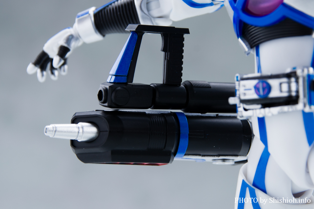 S.H.Figuarts�i�^�������@�j ���ʃ��C�_�[�T�C�K