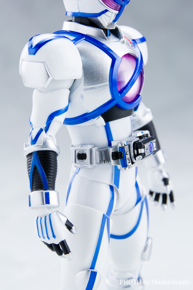 S.H.Figuarts�i�^�������@�j ���ʃ��C�_�[�T�C�K