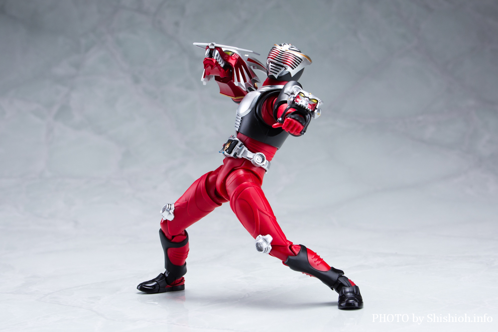 S.H.Figuartsi^@j ʃC_[R