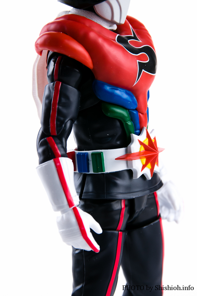 S.H.Figuartsi^@j ʃC_[XgK[