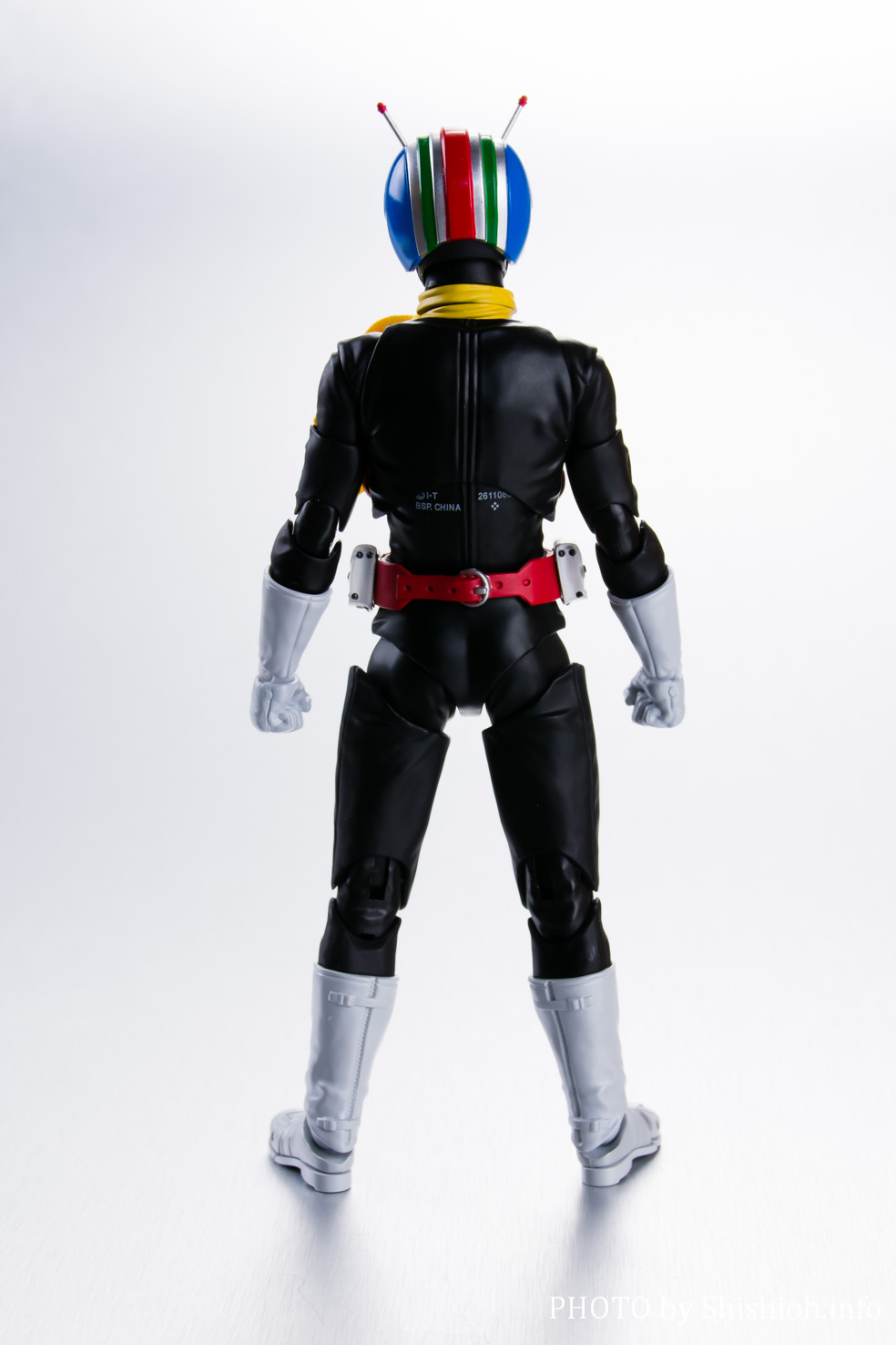 S.H.Figuartsi^@j C_[}