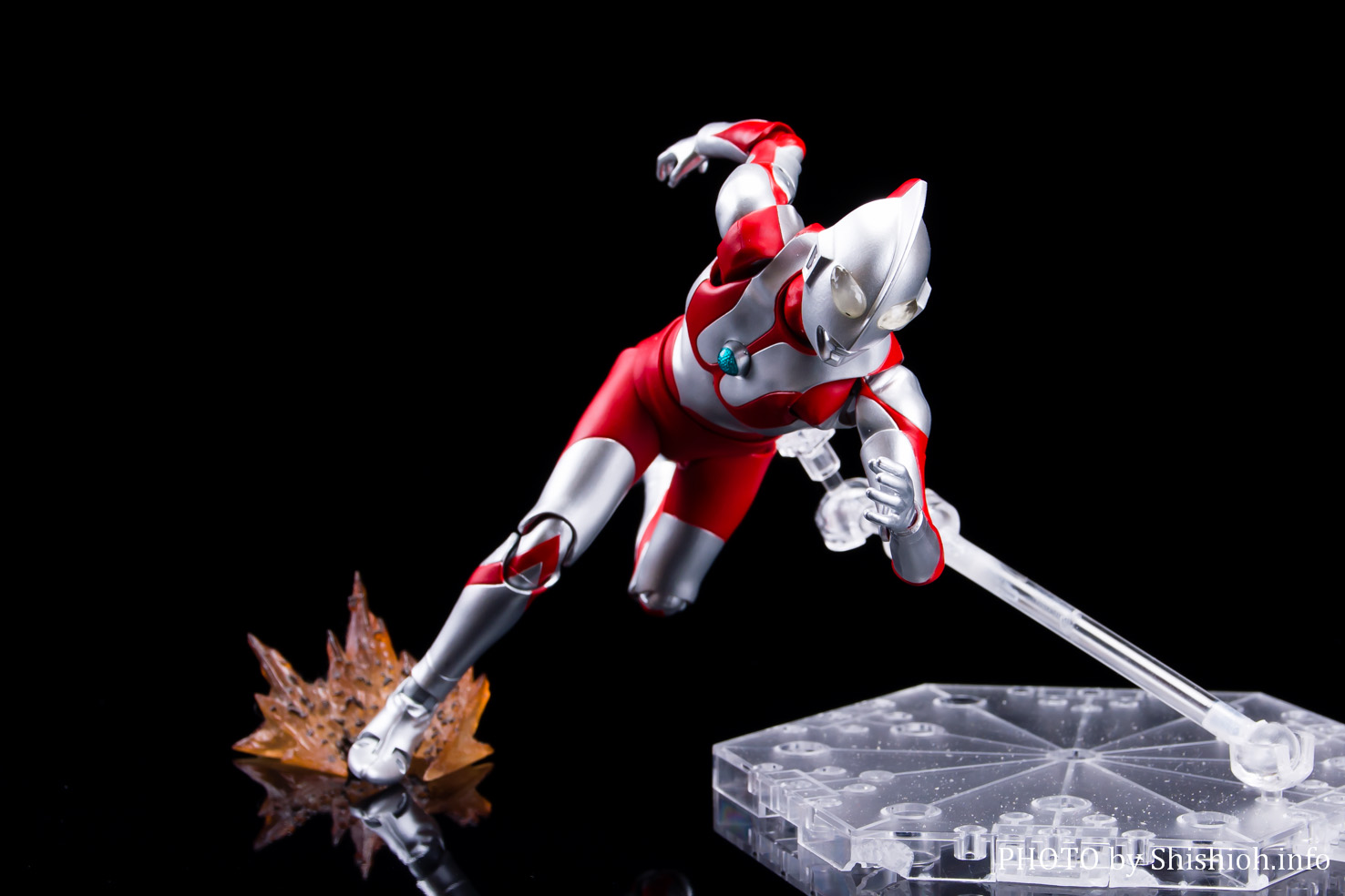 レビュー】S.H.Figuarts（真骨彫製法）ウルトラマン