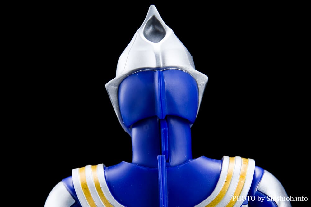 S.H.Figuarts�i�^�������@�j �E���g���}���e�B�K �X�J�C�^�C�v