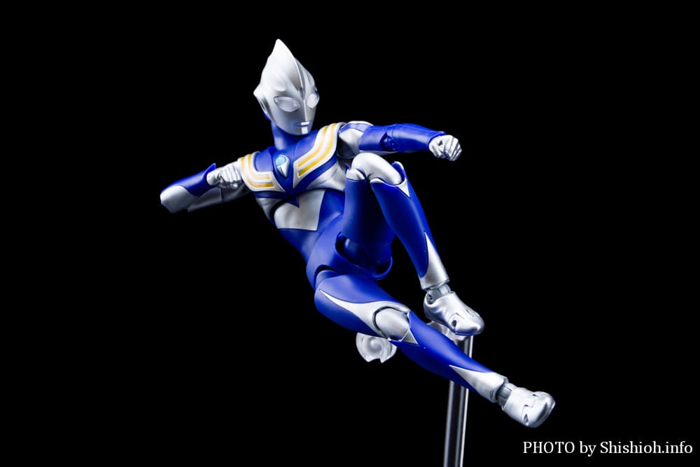 S.H.Figuarts�i�^�������@�j �E���g���}���e�B�K �X�J�C�^�C�v