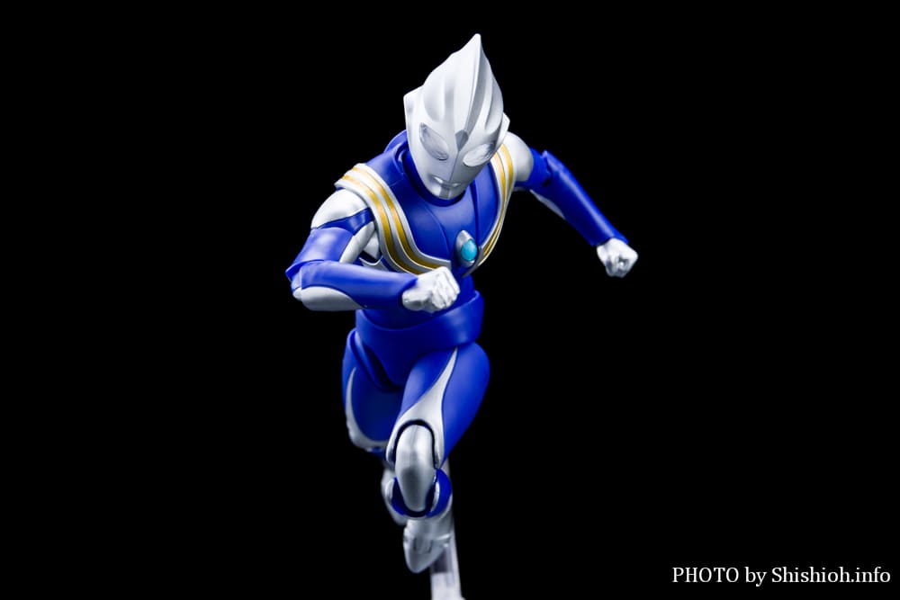 S.H.Figuarts�i�^�������@�j �E���g���}���e�B�K �X�J�C�^�C�v