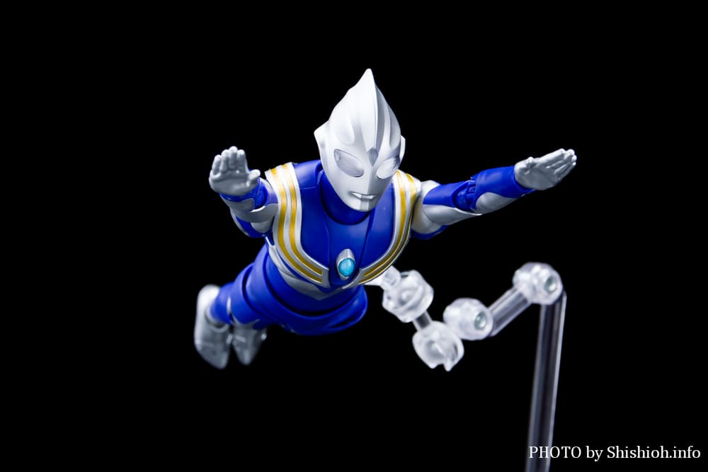 S.H.Figuarts�i�^�������@�j �E���g���}���e�B�K �X�J�C�^�C�v