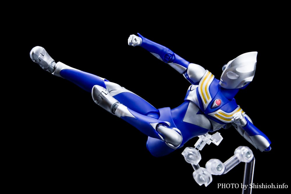 S.H.Figuarts�i�^�������@�j �E���g���}���e�B�K �X�J�C�^�C�v