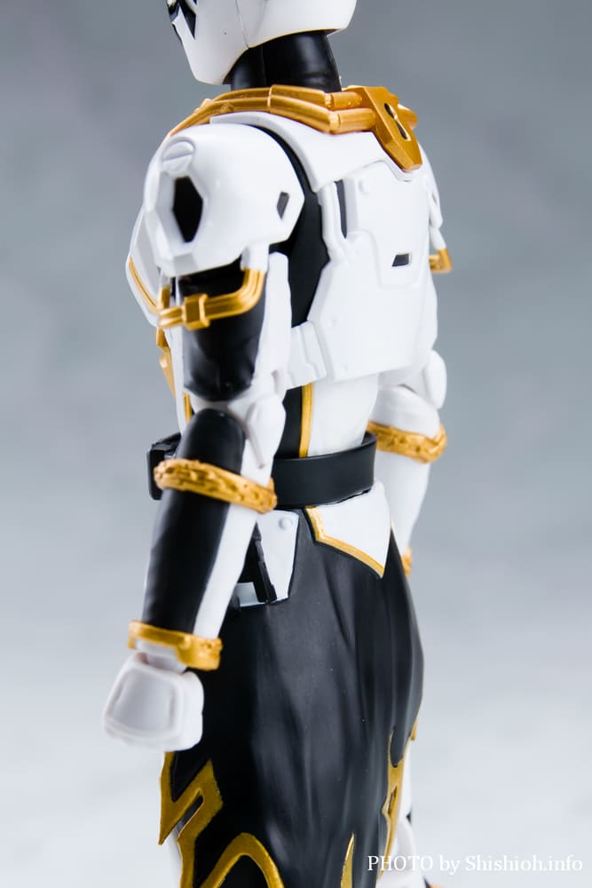 S.H.Figuarts �X�p�C�_�[�N���m�X