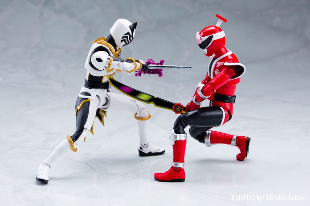 S.H.Figuarts �X�p�C�_�[�N���m�X