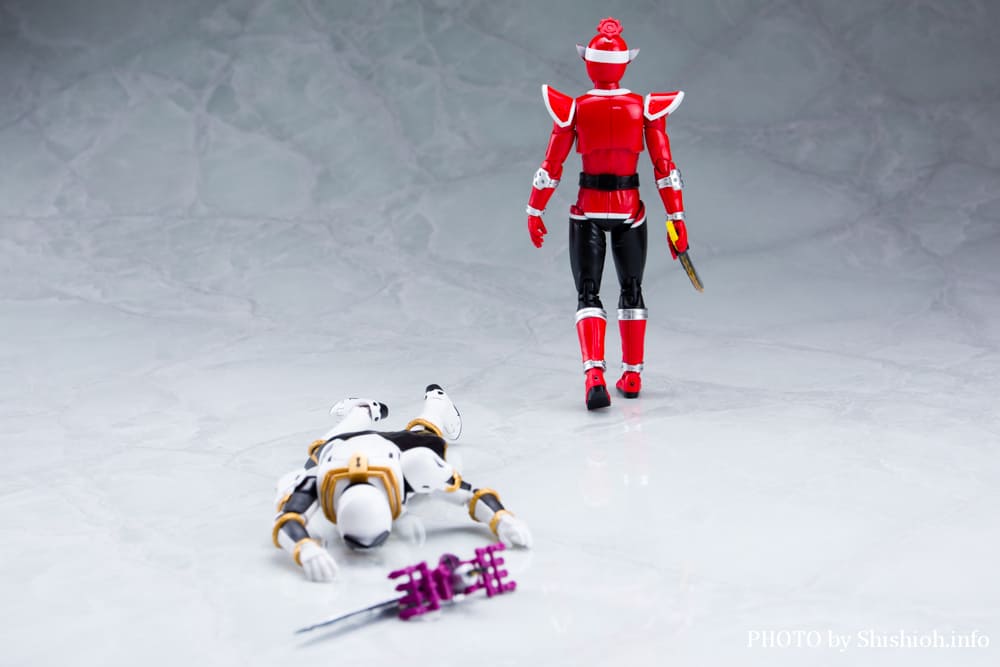 S.H.Figuarts �X�p�C�_�[�N���m�X