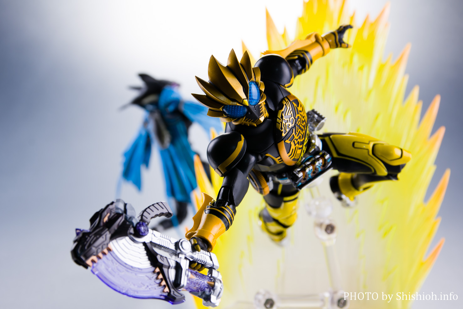 真骨彫製法 S.H.Figuarts 仮面ライダーオーズ ラトラーターコンボ-