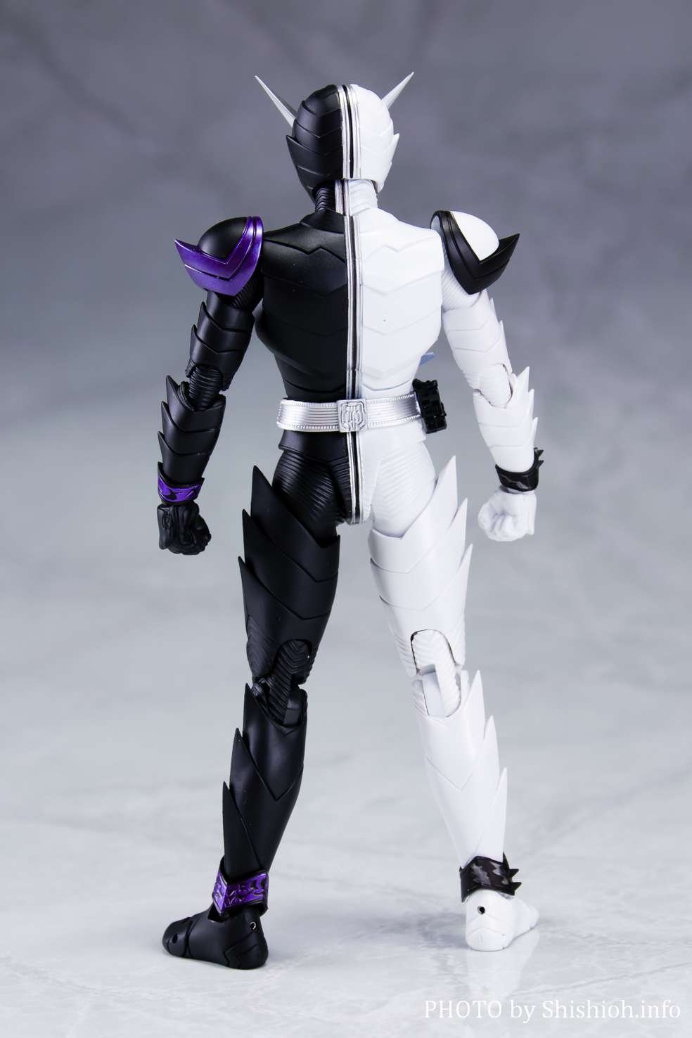 レビュー】S.H.Figuarts（真骨彫製法） 仮面ライダーW ファングジョーカー