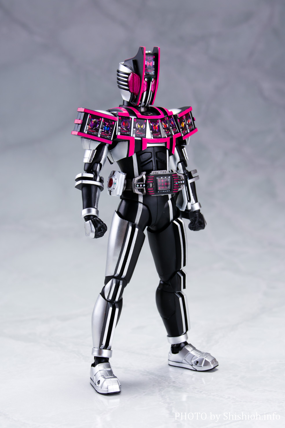 オリジナル フィギュアーツ 真骨頂仮面ライダーディケイド 