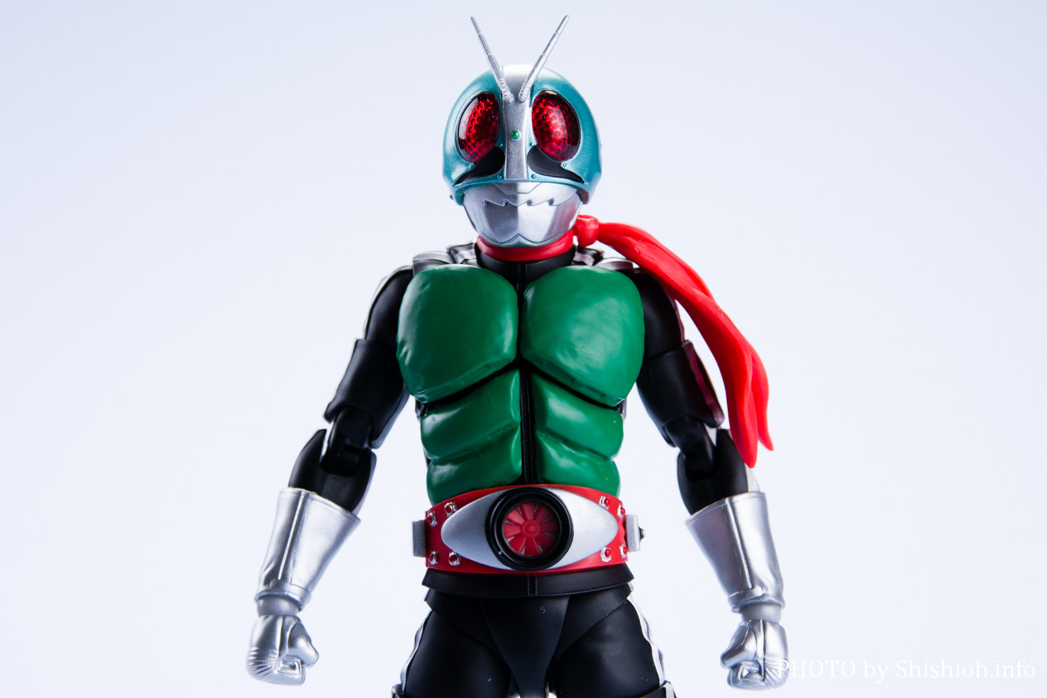 レビュー】 S.H.Figuarts（真骨彫製法） 仮面ライダー新1号 50th ...