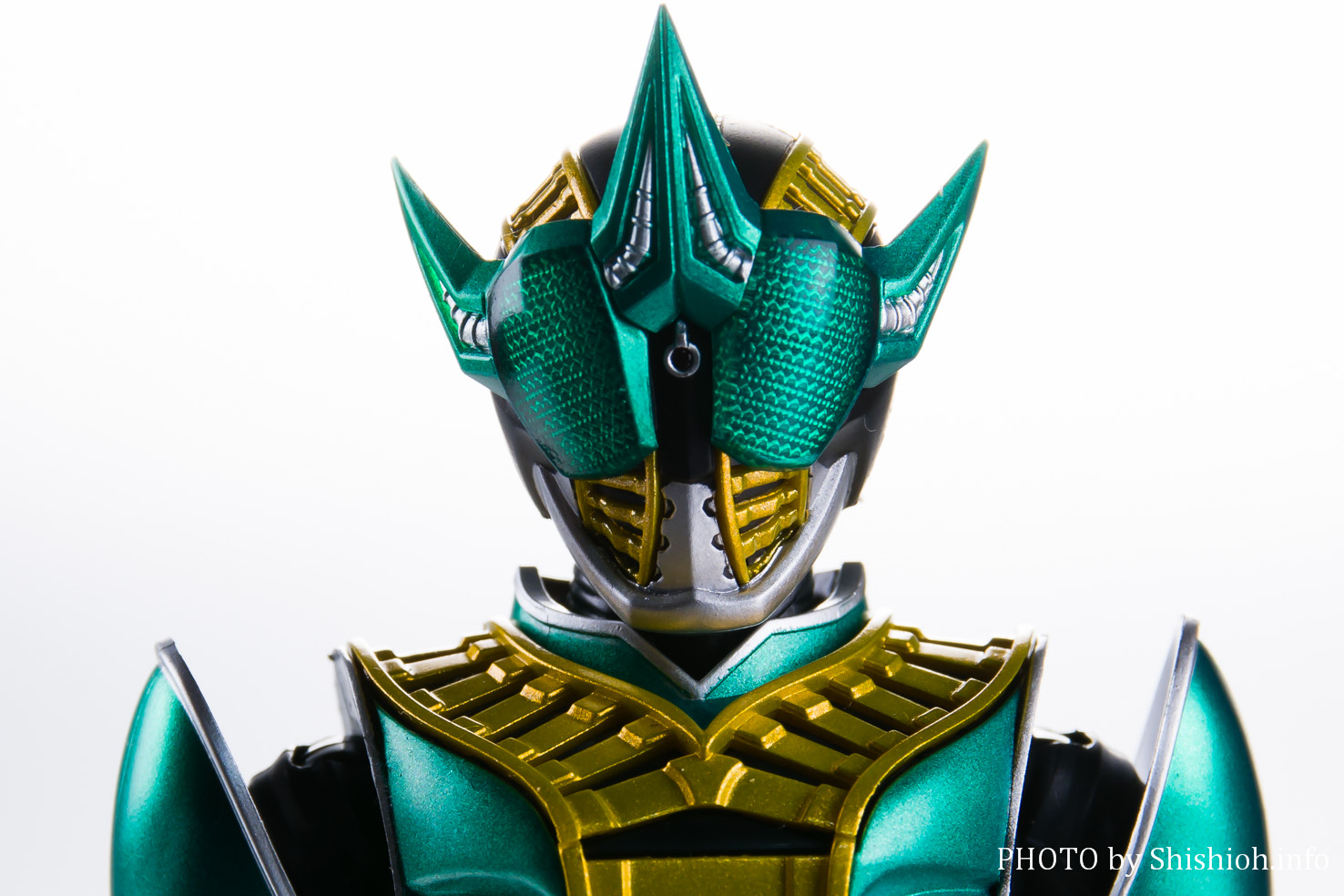 S.H.フィギュアーツ 仮面ライダーゼロノス ゼロフォーム 魂ウェブ限定