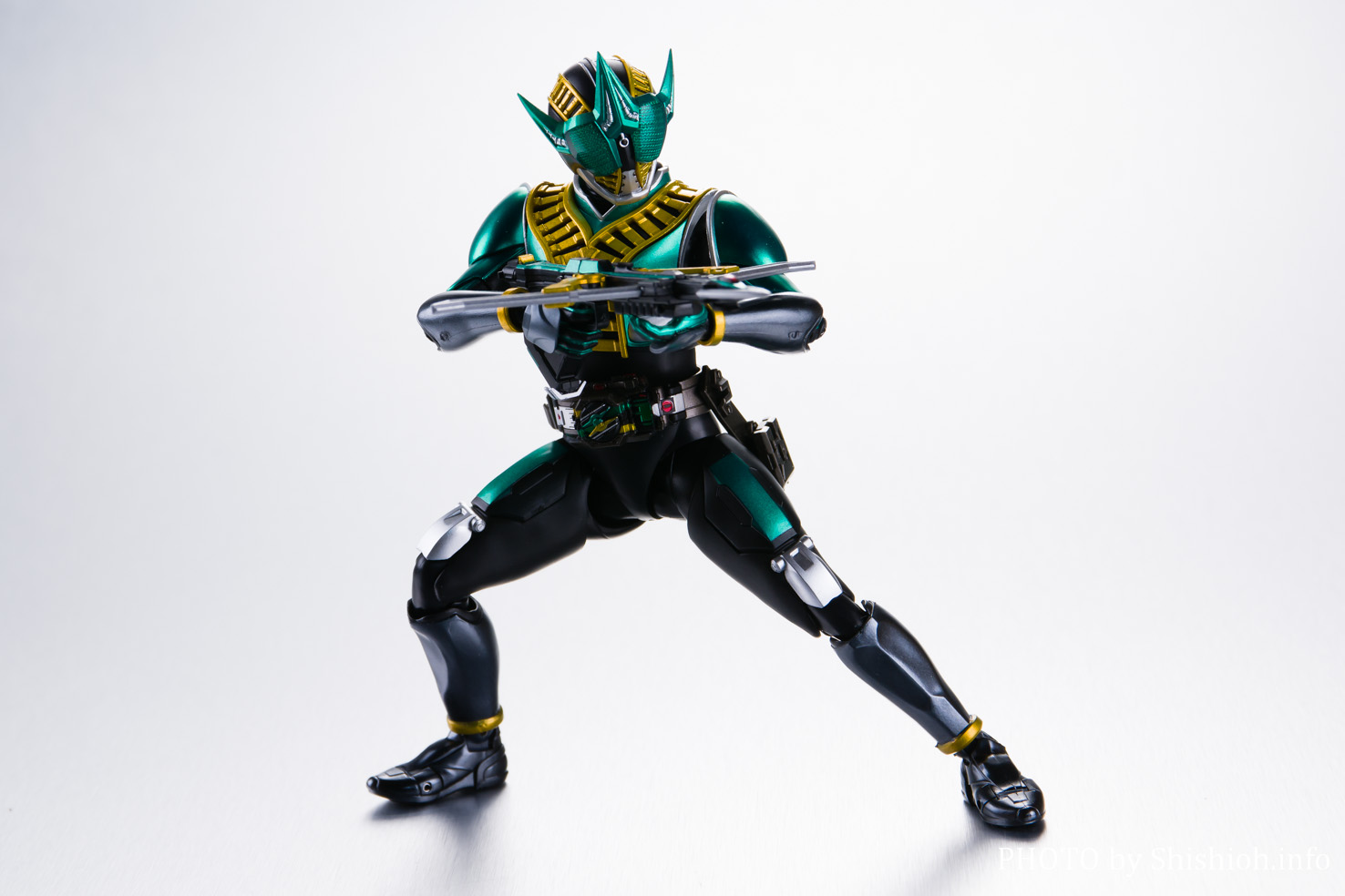 レビュー】 S.H.Figuarts（真骨彫製法） 仮面ライダーゼロノス 