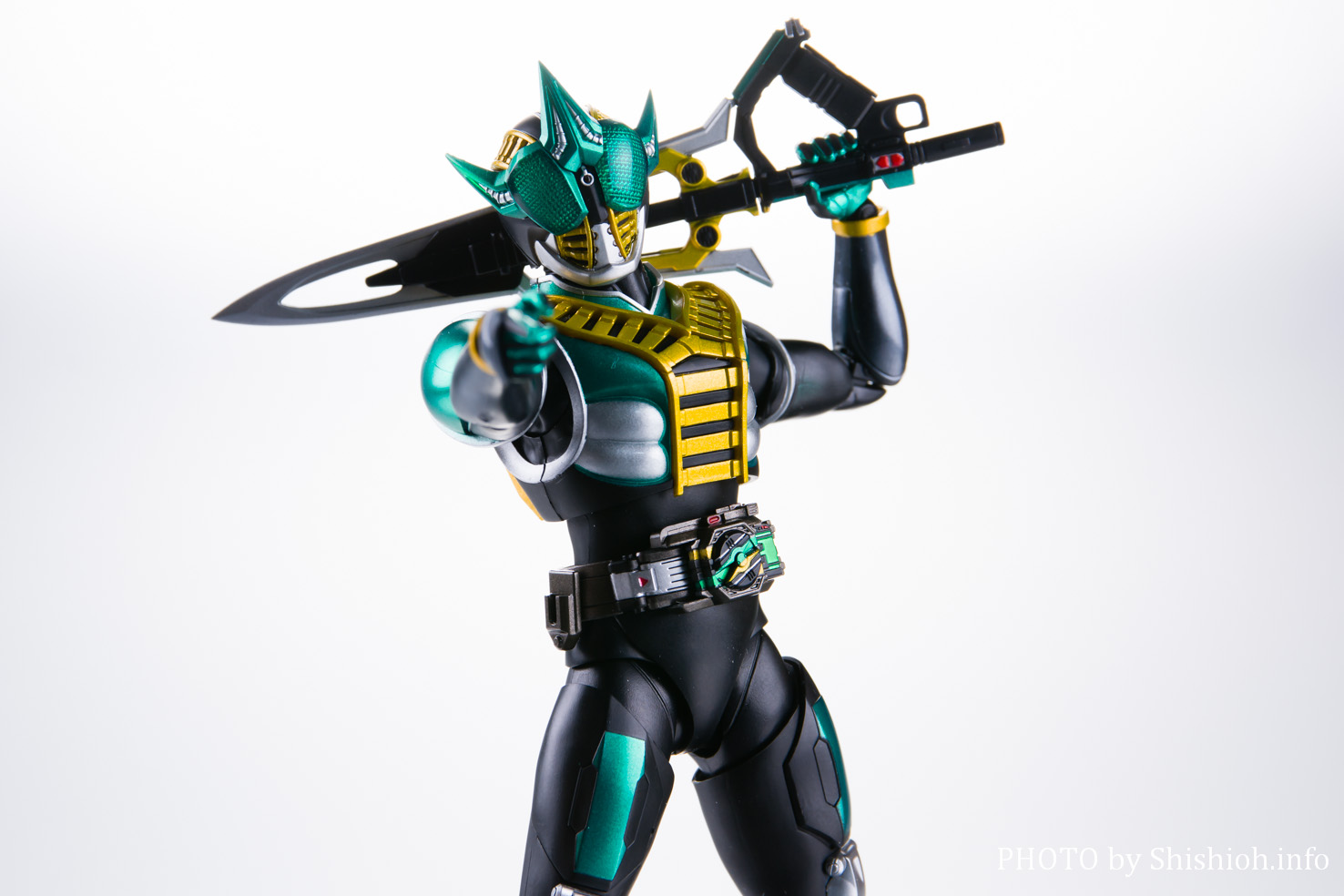 SHフィギュアーツ 仮面ライダーゼロノス 通販