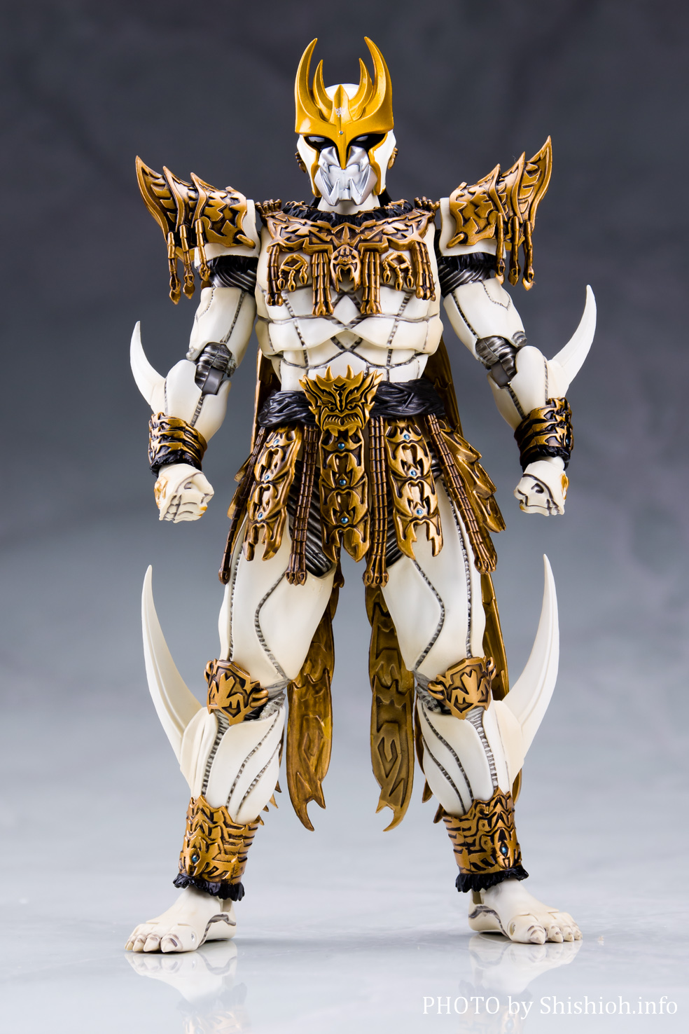 高知インター店】 S.H.フィギュアーツ 仮面ライダークウガ 真骨彫製法