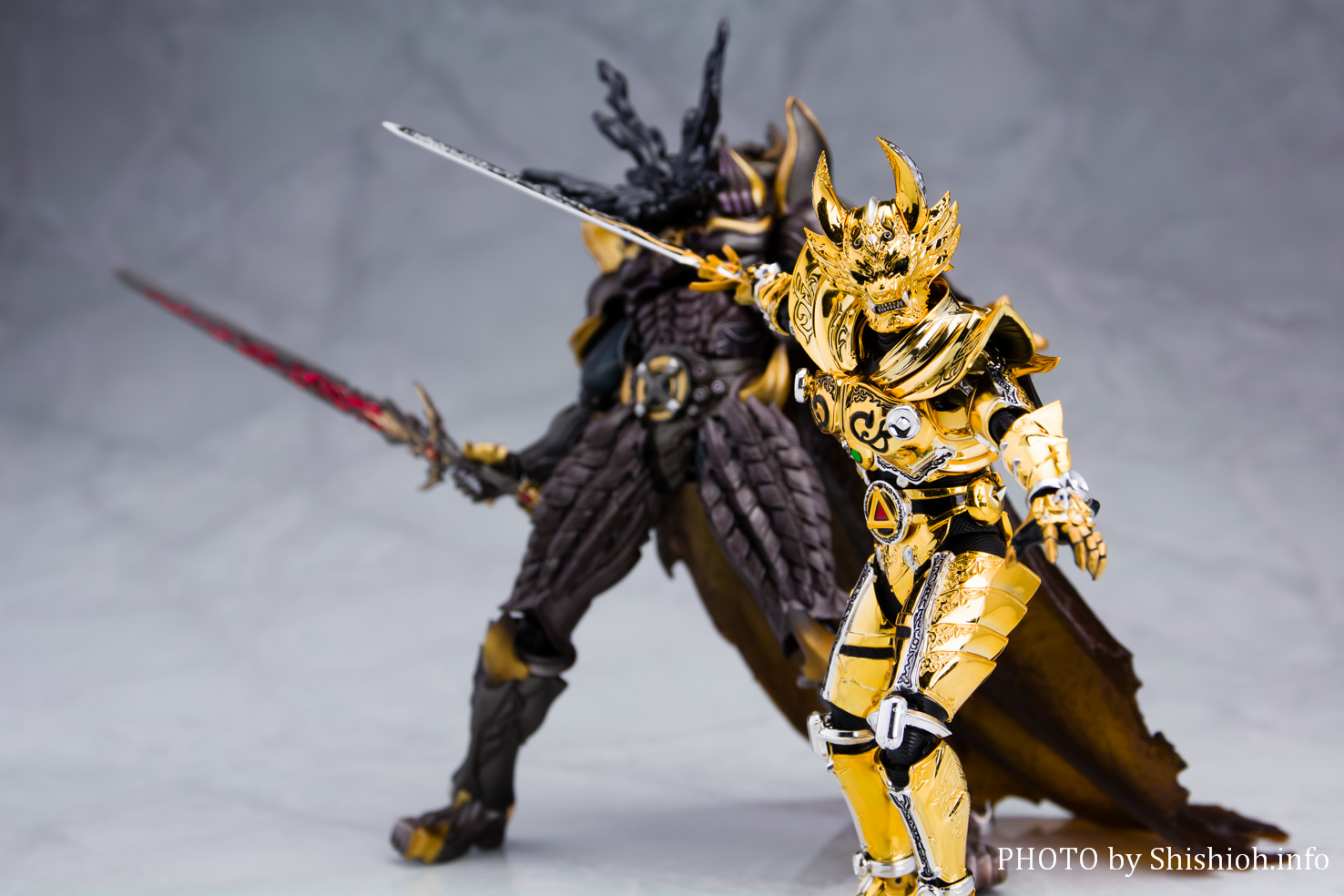 S.H.Figuarts 真骨彫製法 黄金騎士ガロ 冴島鋼牙 - フィギュア