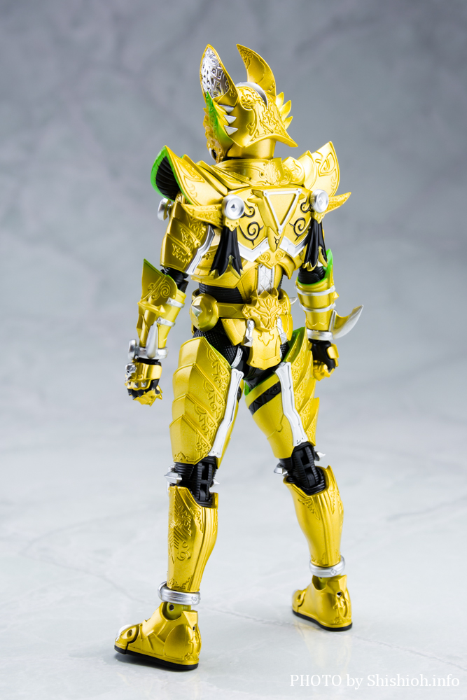 S.H.Figuarts(真骨彫製法) 黄金騎士ガロ(冴島鋼牙)GARO 20th Anniversary Ver.