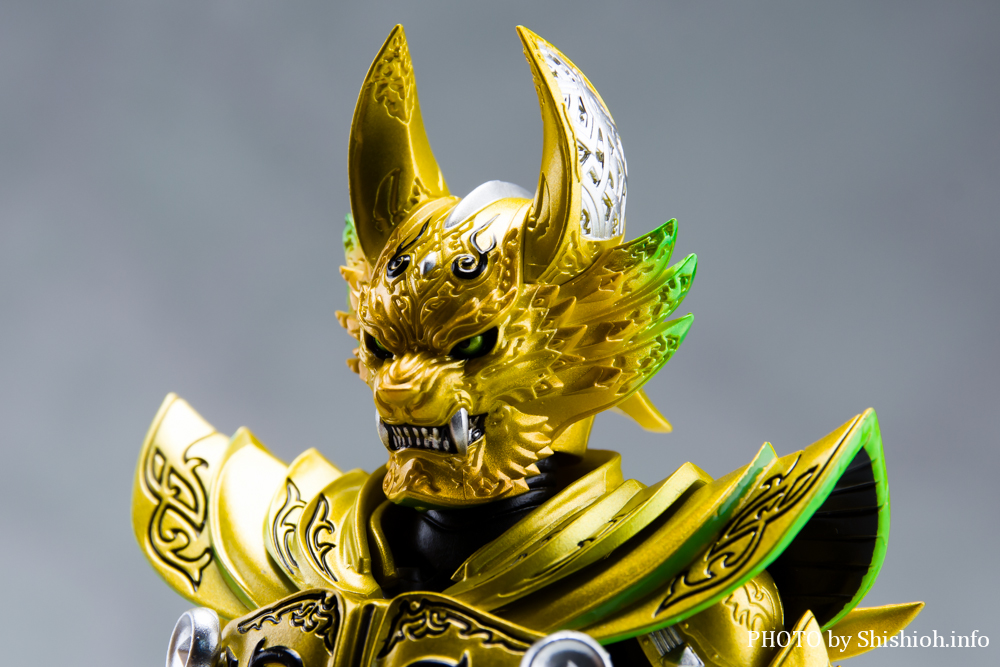 S.H.Figuarts(真骨彫製法) 黄金騎士ガロ(冴島鋼牙)GARO 20th Anniversary Ver.