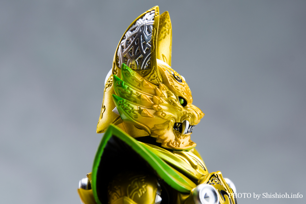 S.H.Figuarts(真骨彫製法) 黄金騎士ガロ(冴島鋼牙)GARO 20th Anniversary Ver.